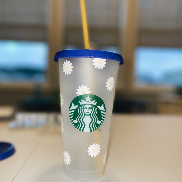Daisy reusable Starbucks cup